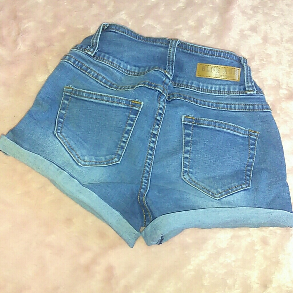 Denim shorts - Picture 2 of 2